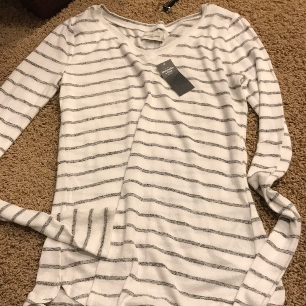 Women’s shirt